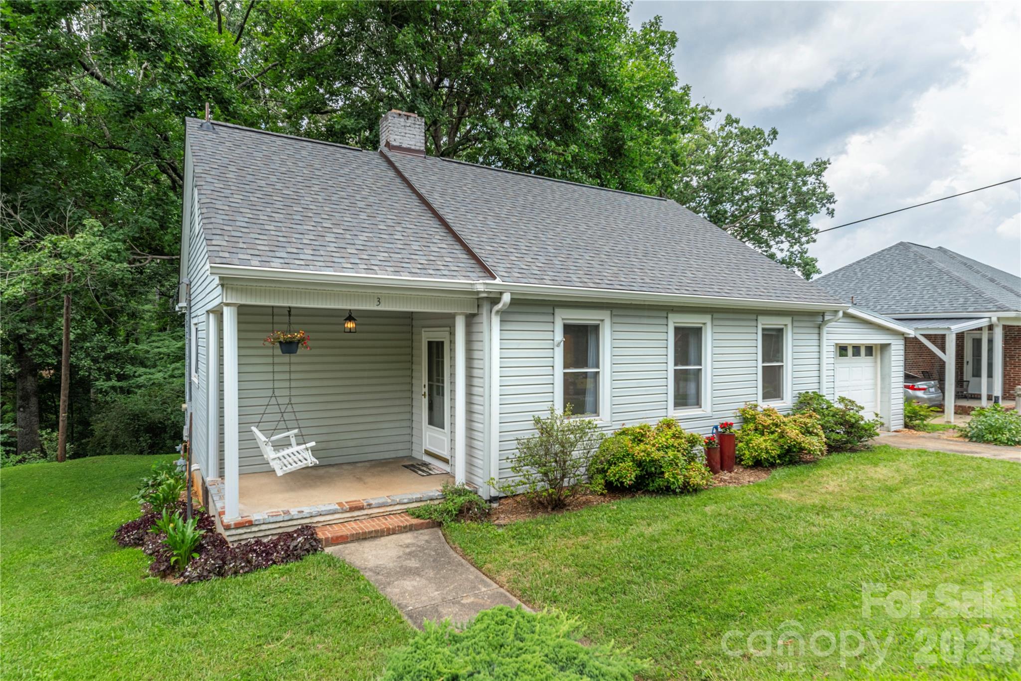 3 Enka Oak Street