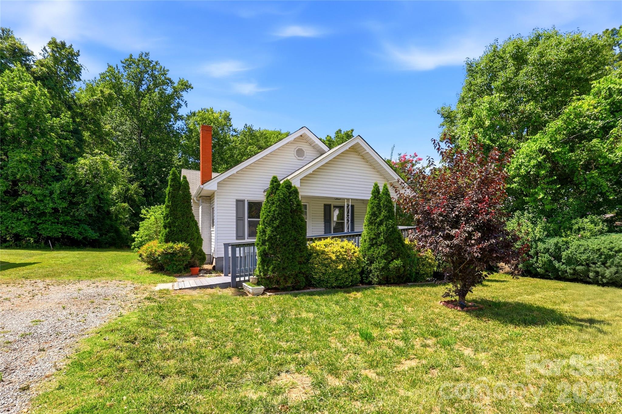 1013 7th Street NE